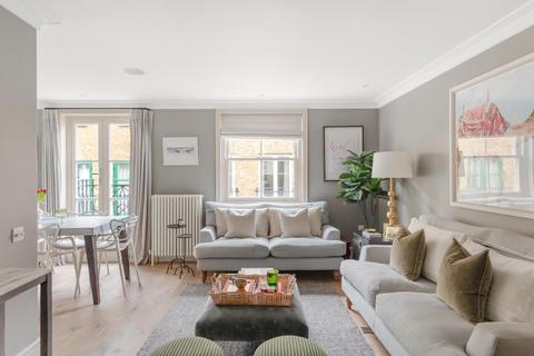 3 bedroom terraced house for sale, Walham Yard, London, SW6