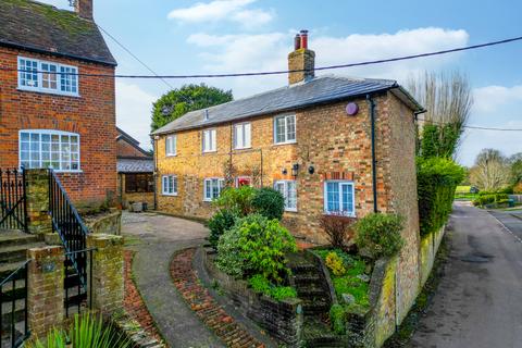 2 bedroom detached house for sale, Ladysmith Road, Ivinghoe, Leighton Buzzard LU7