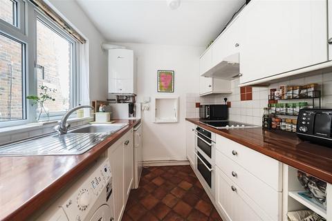 2 bedroom maisonette for sale, Drummond Road, Guildford