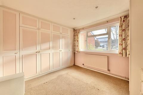 15 Bramfield Place, Hemel Hempstead, HP2 7NZ