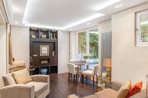 2 bedroom flat for sale, St Olaf's Road, London, SW6