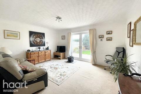 2 bedroom bungalow for sale, Wykes Drive, Wisbech St Mary