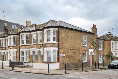 2 bedroom maisonette for sale, Byam Street, London, SW6