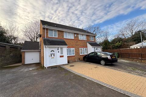 3 bedroom semi-detached house to rent, Philimore Close, London, SE18