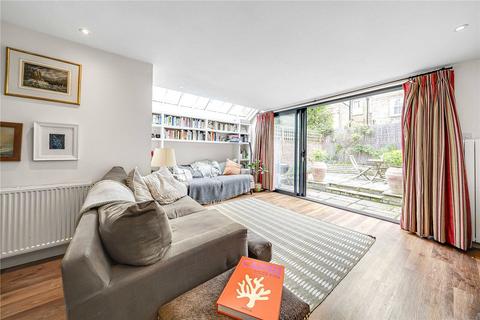 195 Wandsworth Bridge Road, London, SW6 2TT