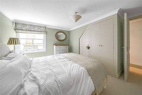 195 Wandsworth Bridge Road, London, SW6 2TT