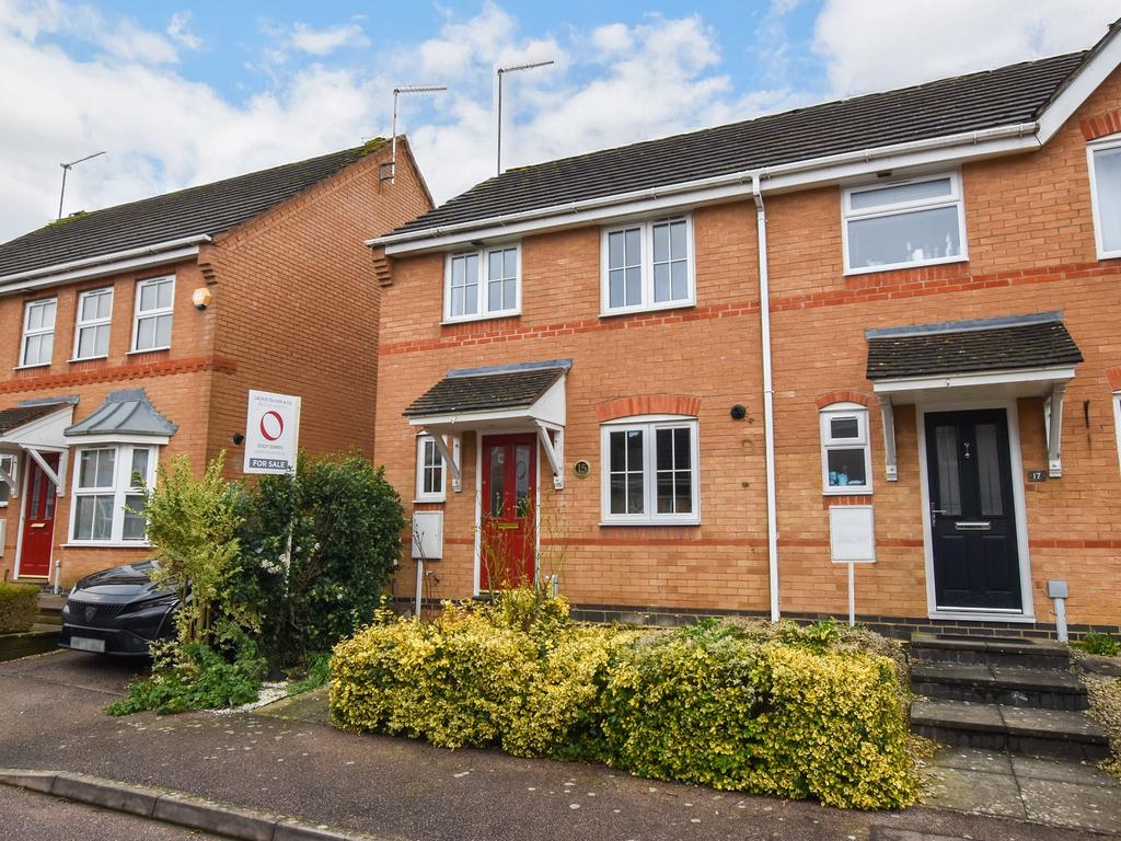 15 Campbell Close