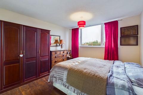 14 Blacksmiths Way, Hartwell, Northampton, NN7 2HY