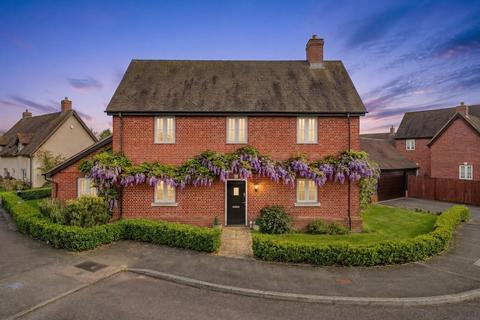 4 bedroom detached house for sale, Woodpecker Close, Great Barford Bedford, Bedfordshire, MK44 3BG