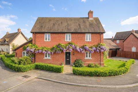 4 bedroom detached house for sale, Woodpecker Close, Great Barford Bedford, Bedfordshire, MK44 3BG