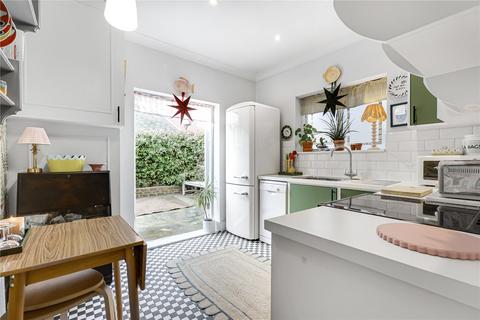 2 bedroom flat for sale, Stephendale Road, Fulham, London, SW6