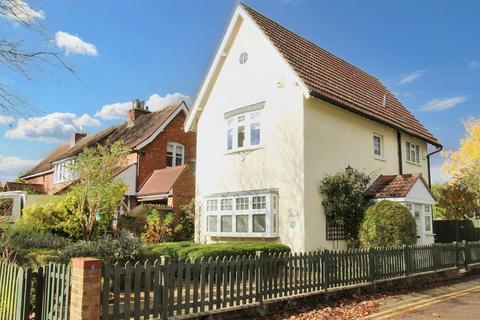 4 bedroom detached house for sale, Nevells Road, Letchworth Garden City, SG6