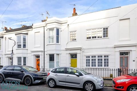 3 bedroom terraced house for sale, Great College Street, Brighton BN2