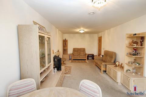 1 bedroom retirement property for sale, Station Road, Letchworth Garden City, SG6