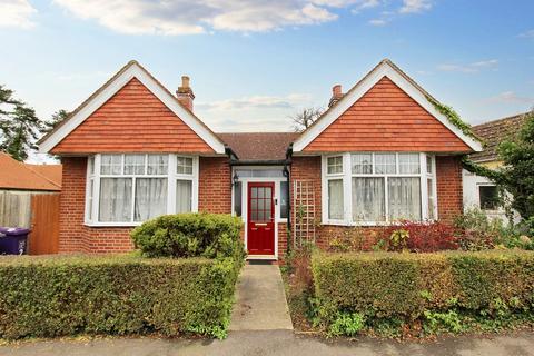 3 bedroom detached bungalow for sale, The Meads, Letchworth Garden City, SG6