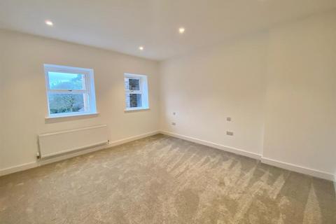 3 bedroom house for sale, Silvan Court, Macclesfield