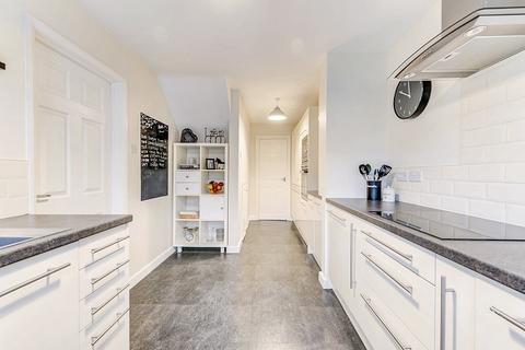 12 Brayford Place, Llanrumney, Cardiff, CF3 5PT