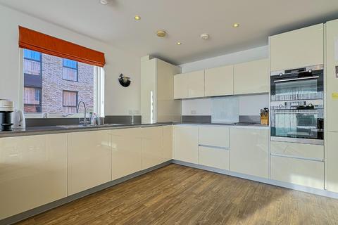 2 bedroom apartment for sale, Fowler Avenue, Cambridge CB2