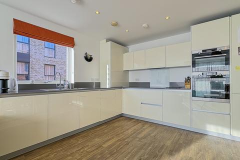 2 bedroom apartment for sale, Trumpington, Cambridge CB2
