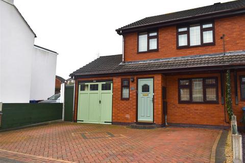 3 bedroom house for sale, Station Road, Hednesford, Cannock