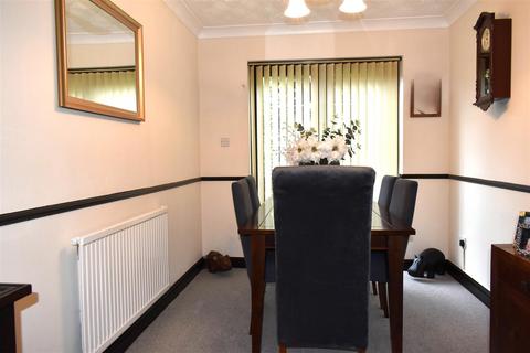 3 bedroom house for sale, Station Road, Hednesford, Cannock