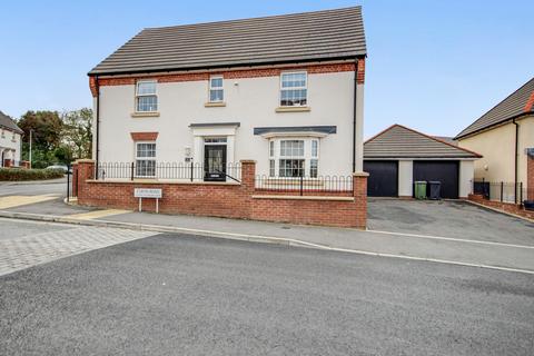 4 bedroom detached house for sale, Curtis Road, Barnstaple EX31