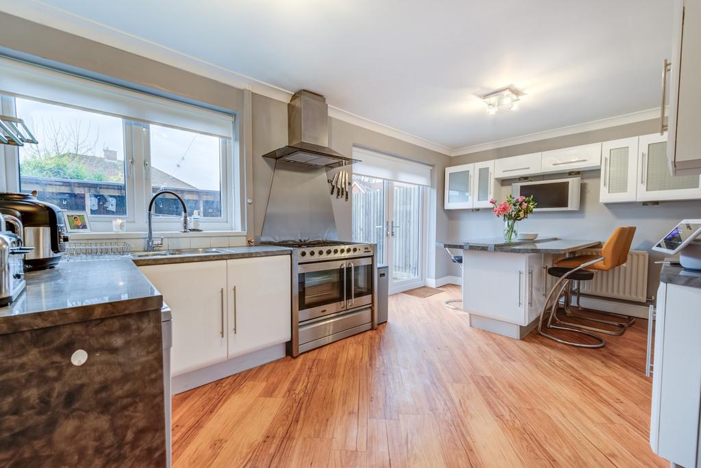 Kitchen/Breakfast Room