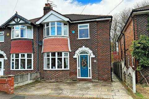 4 bedroom semi-detached house for sale, Buckingham Grove, Timperley