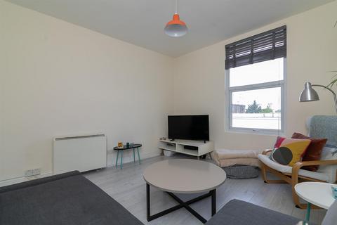 2 bedroom flat for sale, Park Lane, London