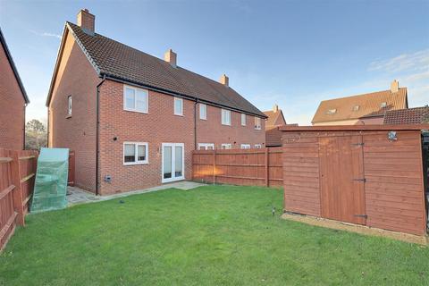 3 bedroom end of terrace house for sale, Cornflower Way, Highnam, Gloucester