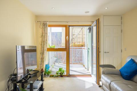 2 bedroom flat for sale, Ducrow Court, St Pauls