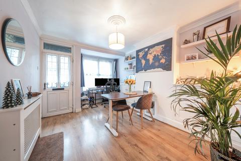 2 bedroom terraced house for sale, Shaftesbury Road, Watford, Hertfordshire