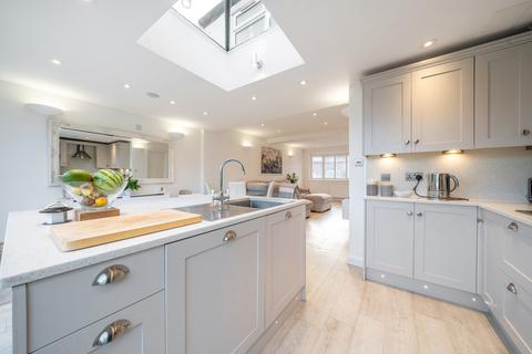 149 Norfolk Crescent, Sidcup, DA15 8HN