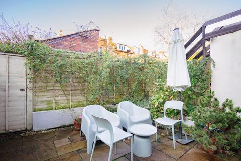 1 Christina Terrace, Bristol, BS8 4QB