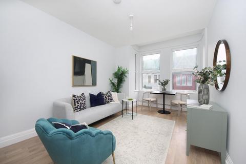 2 bedroom flat for sale, Nemoure Road, W3