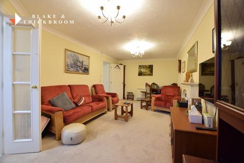 2 bedroom apartment for sale, Imperial Court, Marine Parade West, Clacton-on-Sea