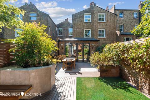 3 bedroom terraced house for sale, Maury Road, London, N16