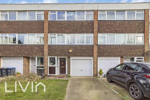 3 Willow Mount, Croydon, CR0 5LD