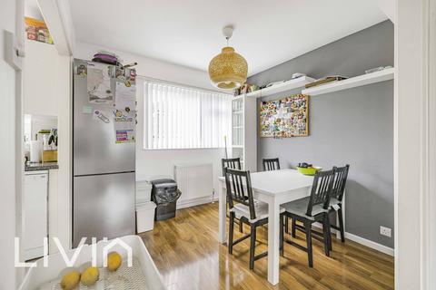 3 Willow Mount, Croydon, CR0 5LD