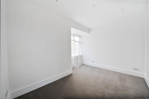 34 Isham Road, London, SW16 4TJ