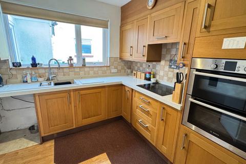 8 Abbotsfield Close, Tavistock, PL19 8EX
