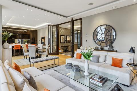 3 bedroom apartment for sale, Pall Mall, London, SW1Y