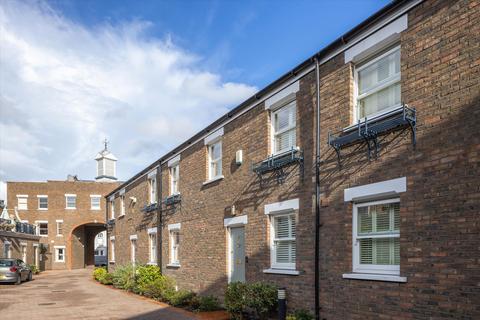 3 bedroom terraced house for sale, Mustow Place, London, SW6