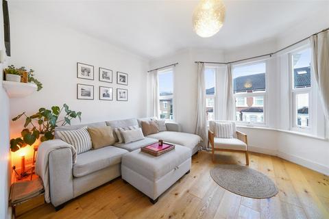13a Glebe Road, Bromley, BR1 3NT