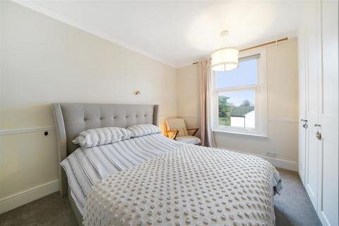 13a Glebe Road, Bromley, BR1 3NT