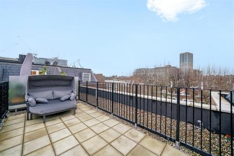 3 bedroom penthouse for sale, Garland Court, London W14