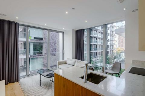 Studio to rent, Neroli House, 14 Piazza Walk, Aldgate, London, E1