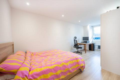 1 bedroom flat for sale, Chisley Road, Tottenham, London, N15