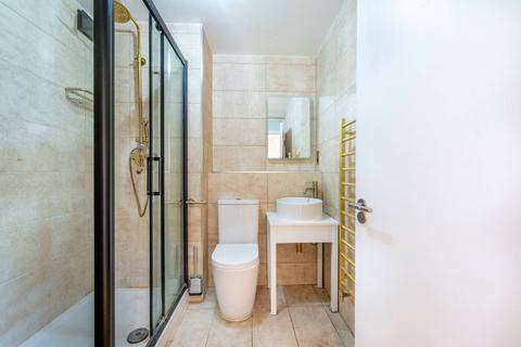 1 bedroom flat for sale, Chisley Road, Tottenham, London, N15