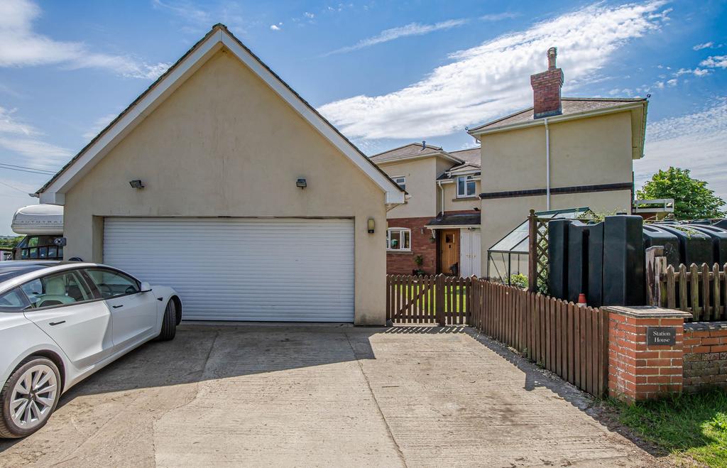 Double Garage